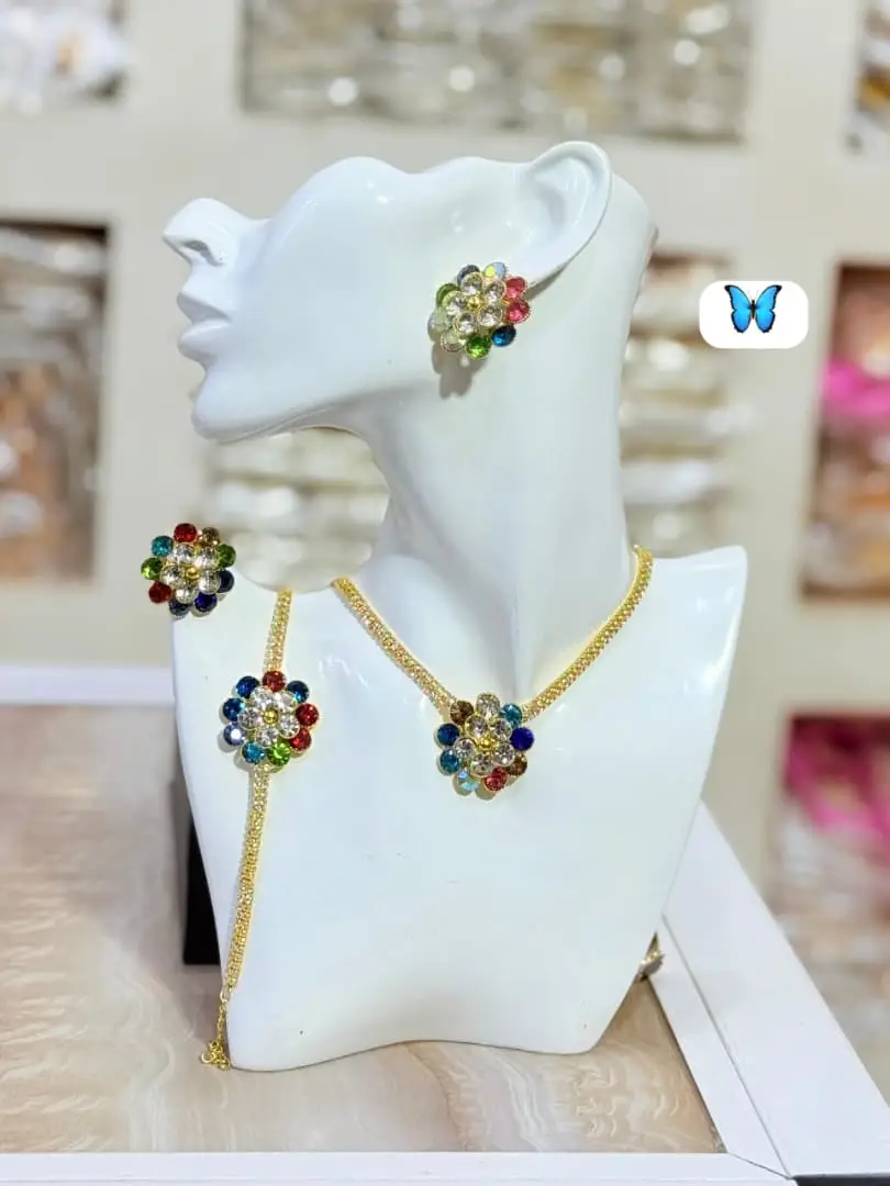 Vue alternative 11 - Ensemble Collier + Boucles + Bague + Bracelet*