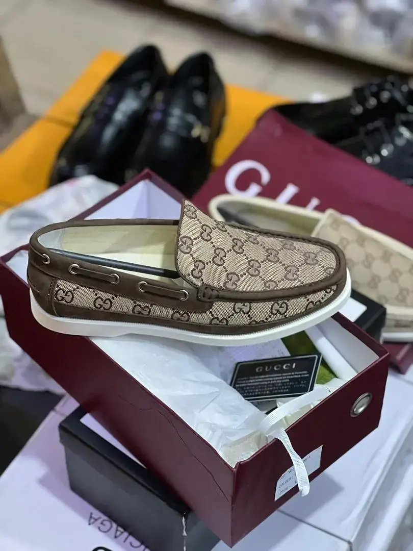 Vue alternative 4 - Mocassins GUCCI 