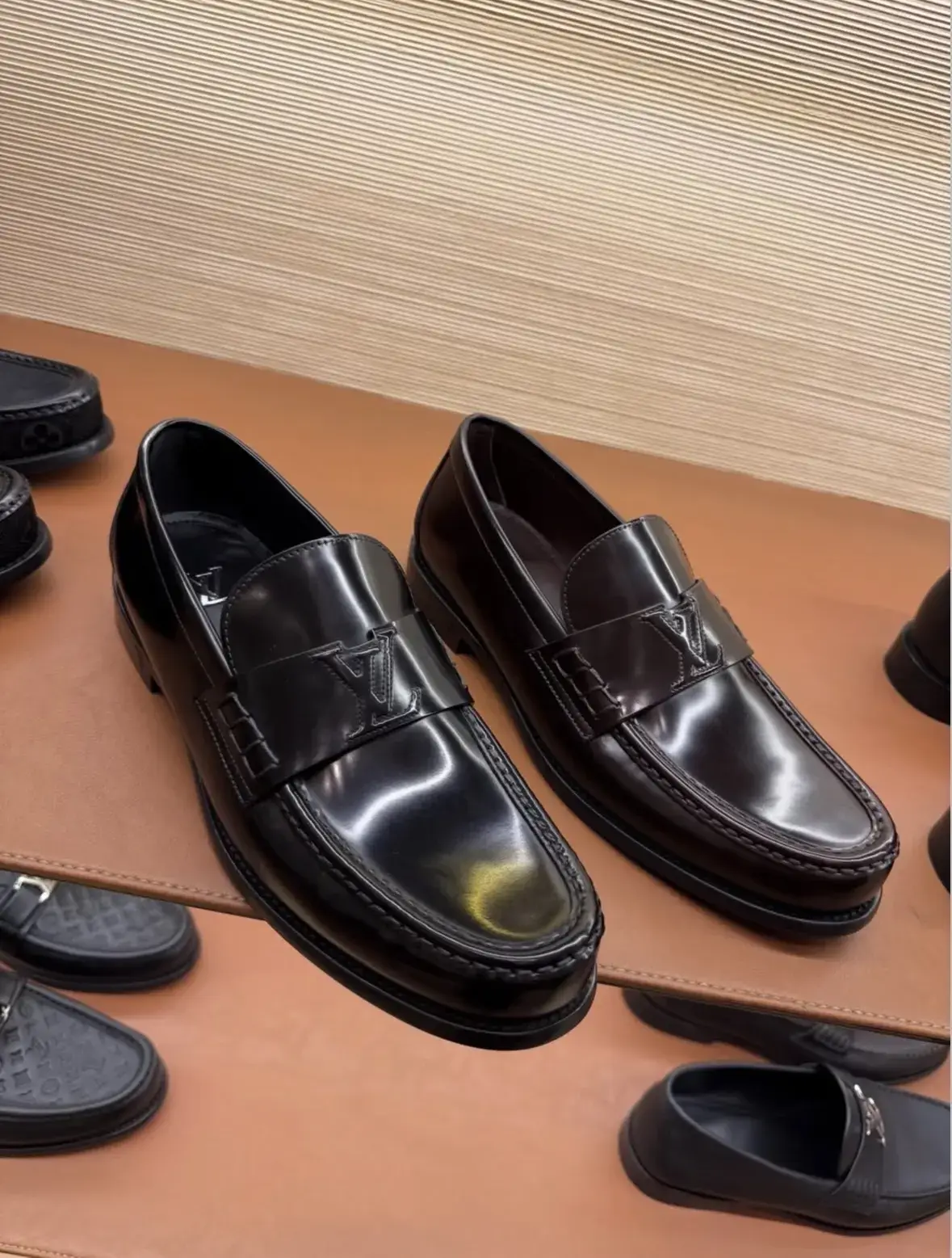 Vue alternative 3 - Moccasin 