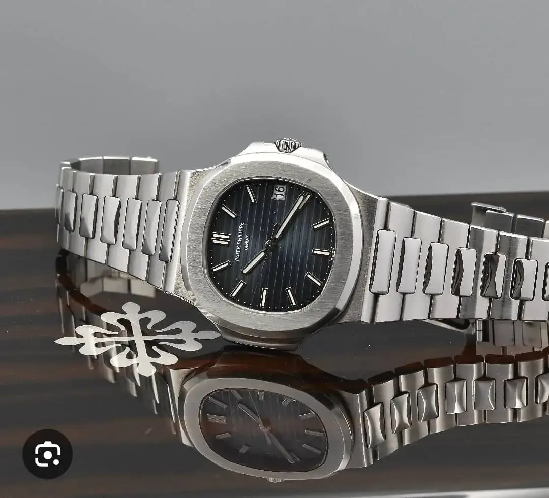 Vue alternative 2 - Montres de Luxe – Élégance & Performance
