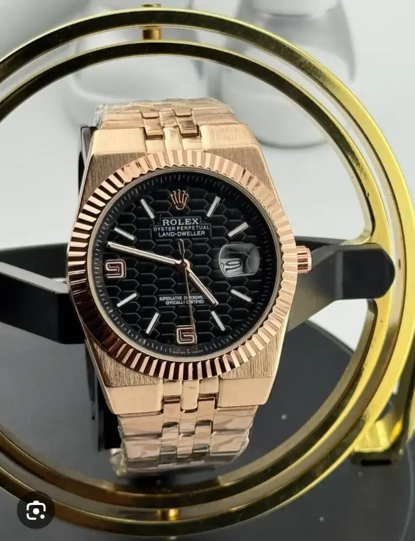 Vue alternative 4 - Montres de Luxe – Élégance & Performance