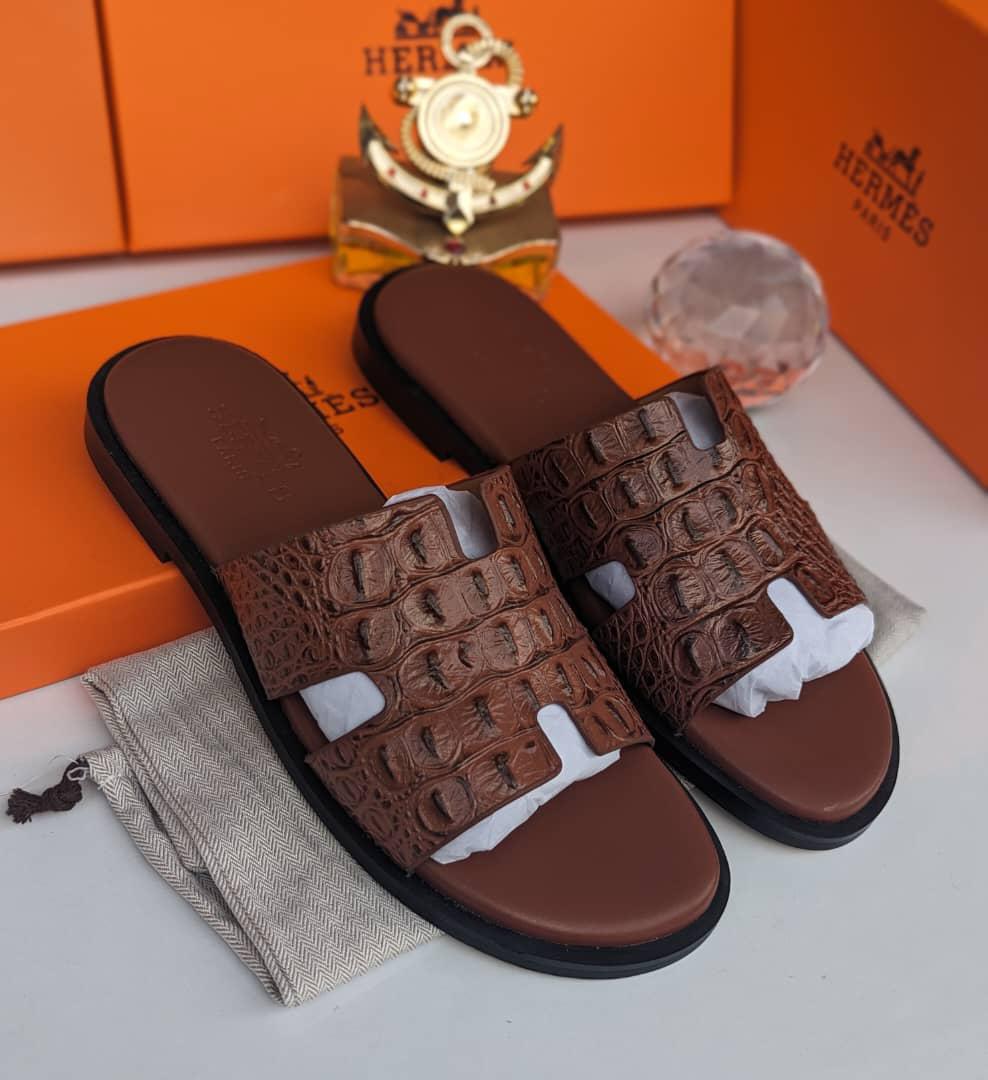 Chaussures en Cuir Pour Homme HERMES PARIS - Vue détaillée 1