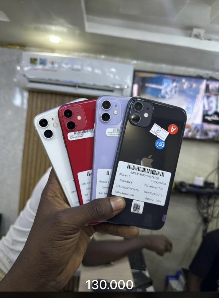 iPhone 11 simple  - Vue détaillée 1