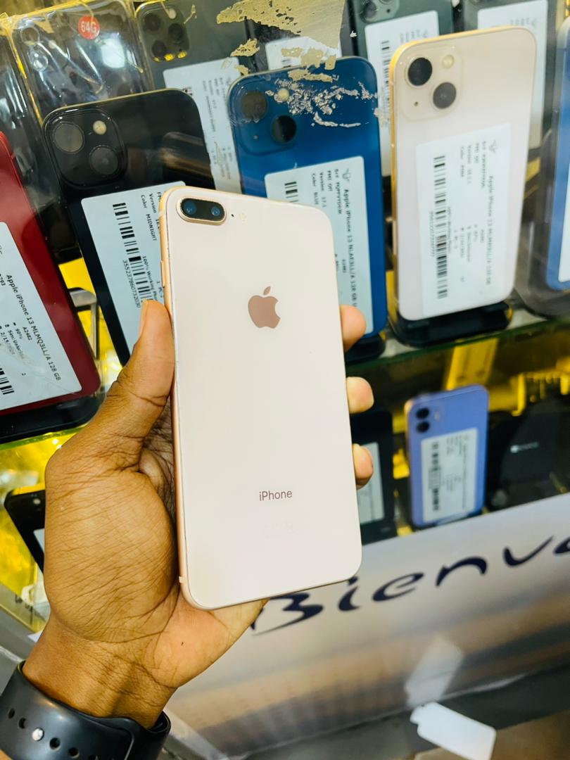 iPhone 11 simple  - Vue détaillée 2