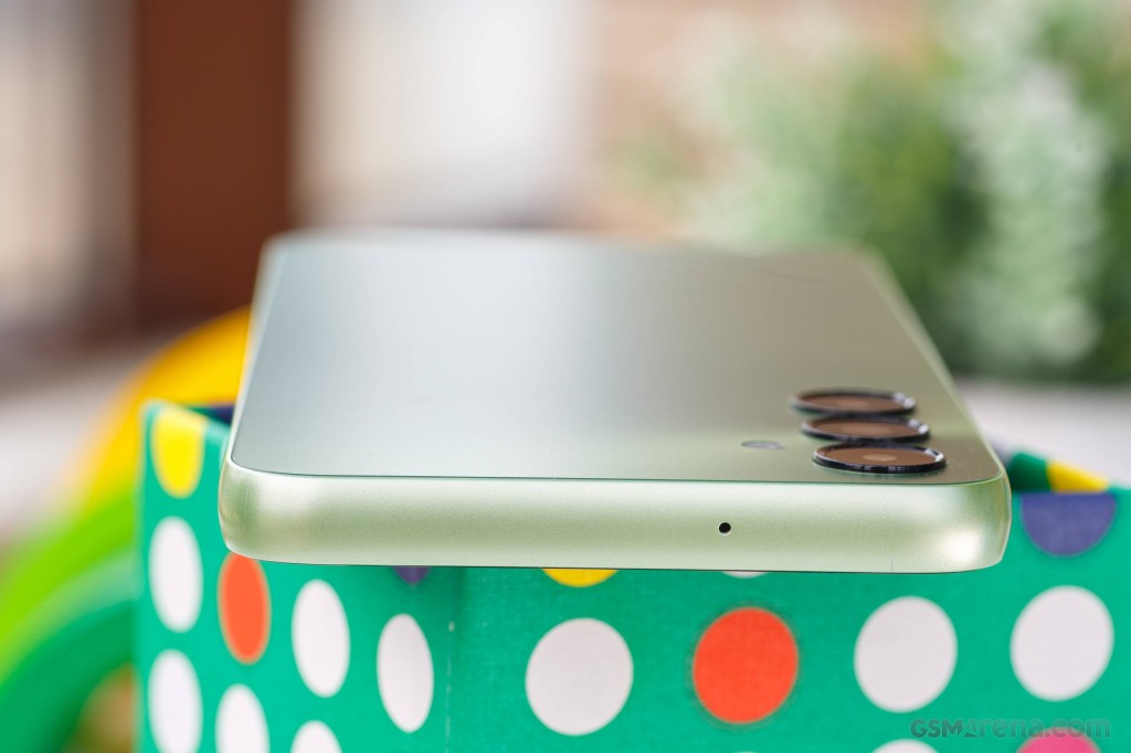 Samsung A05s neuf dans carton  - Vue détaillée 8