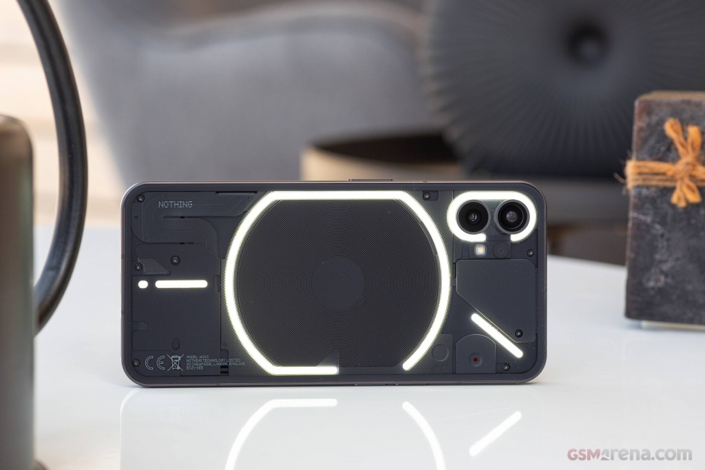 Nothing phone 1 neuf dans carton  - Vue détaillée 3