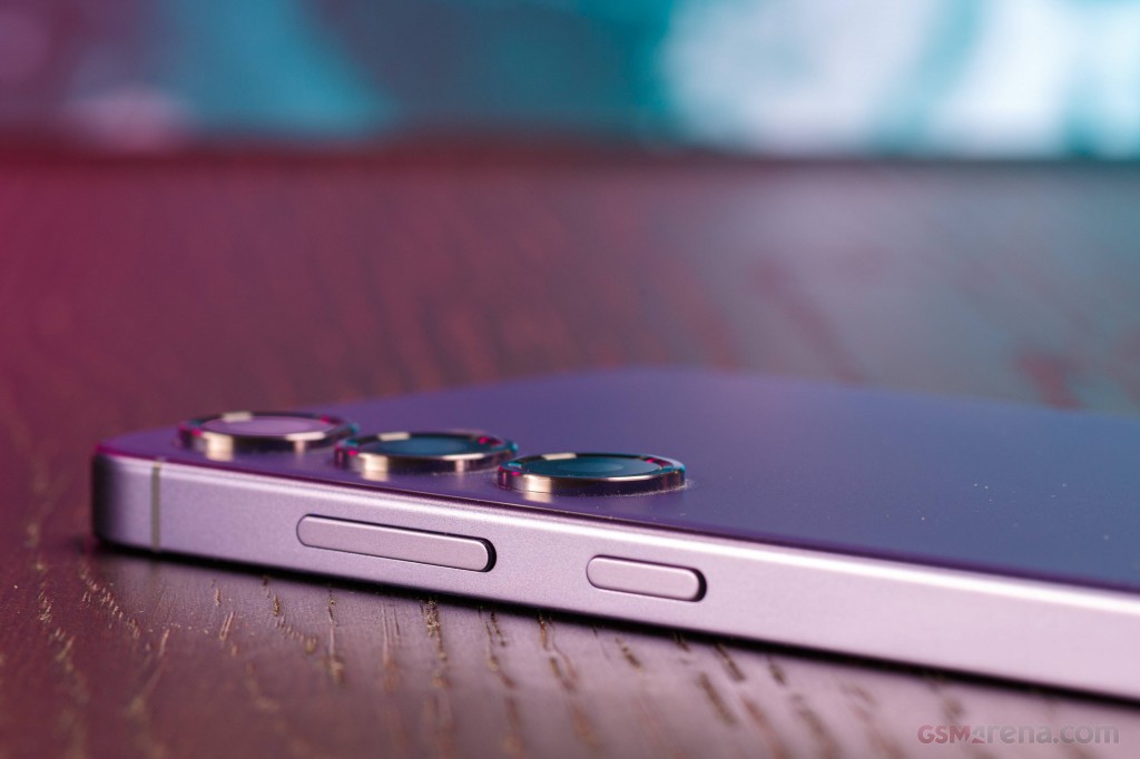 Samsung S24+ neuf dans carton jamais utilisé  - Vue détaillée 6