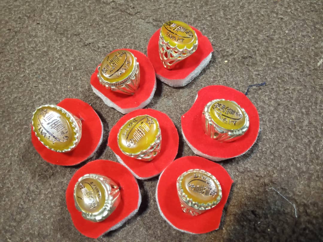 Bague magiques iraniens  - Vue détaillée 1