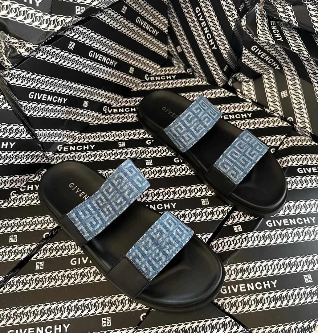 Givenchy - Vue détaillée 6