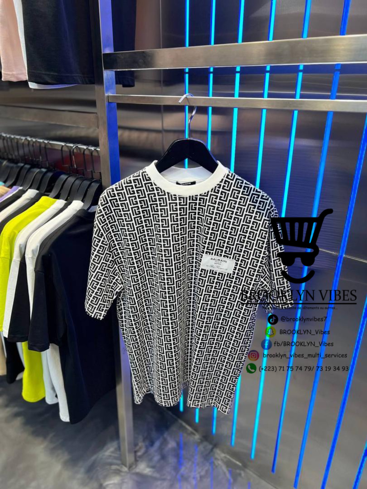 T-shirt👕 - Vue détaillée 4