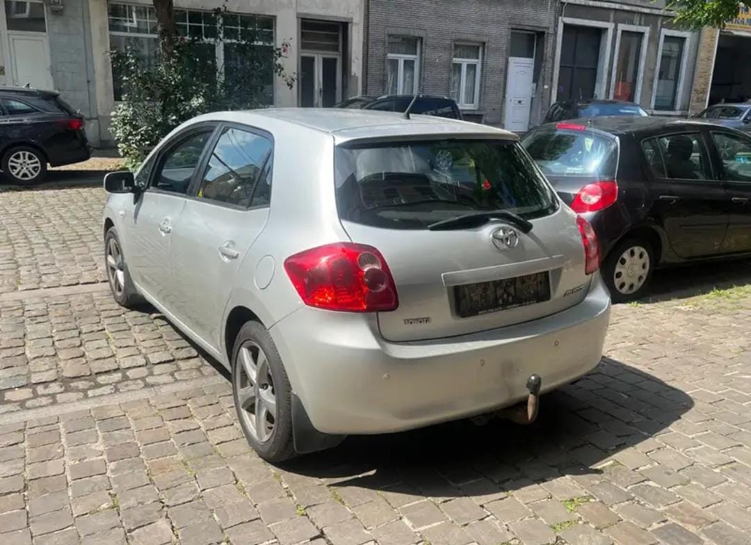 *🇮🇹 TOYOTA AURIS  - Vue détaillée 1