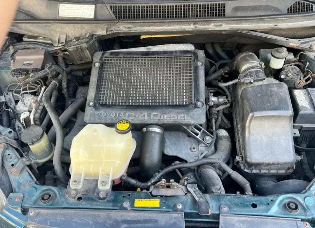 *🇮🇹 TOYOTA RAV4 - Vue détaillée 14