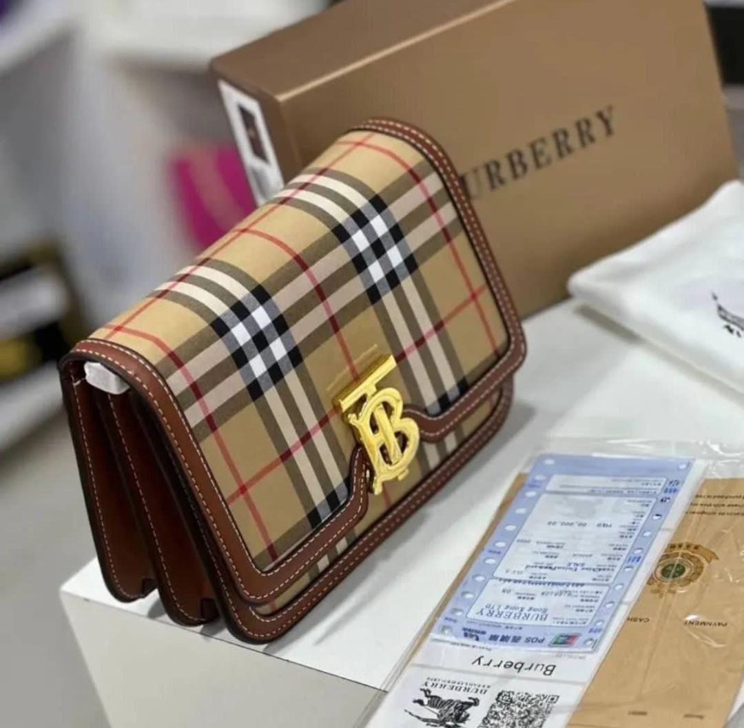 Sac à main 👜 BURBEERY  - Vue détaillée 2