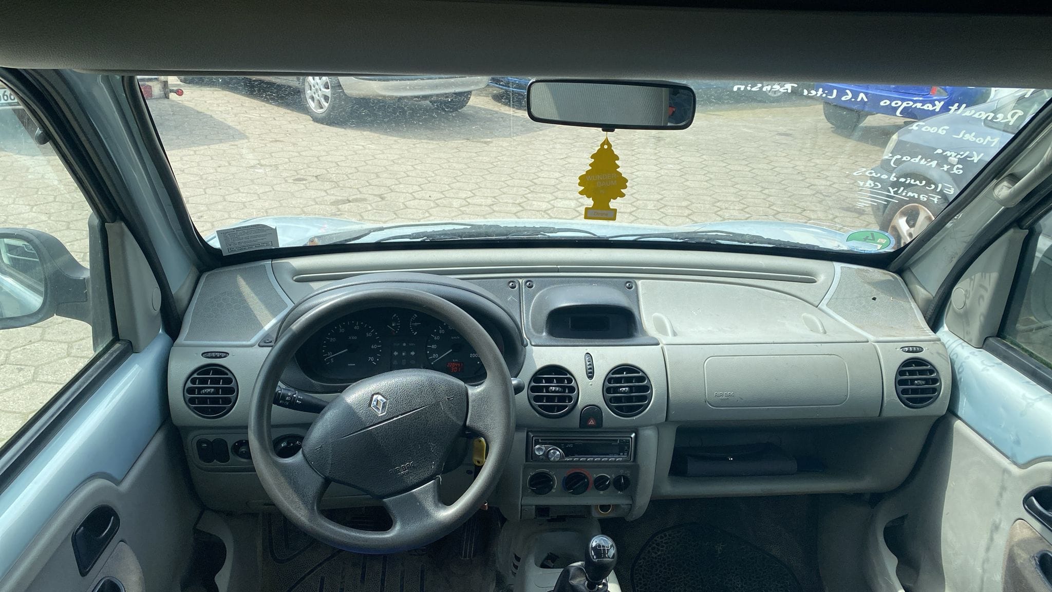 RENAULT Kangoo 2003 DIESEL Manuelle moteur impeccable salon très propre  - Vue détaillée 5