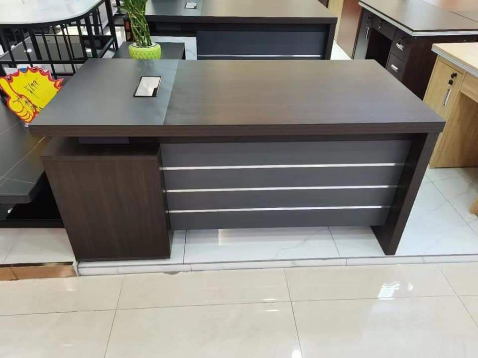 Bureau luxe avec retour  - Vue détaillée 1