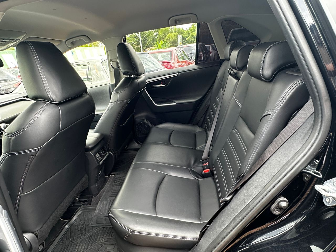 Toyota RAv4 Hybride  - Vue détaillée 4