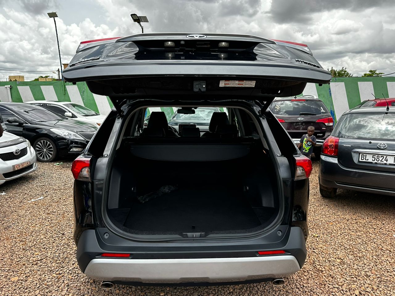 Toyota RAv4 Hybride  - Vue détaillée 9