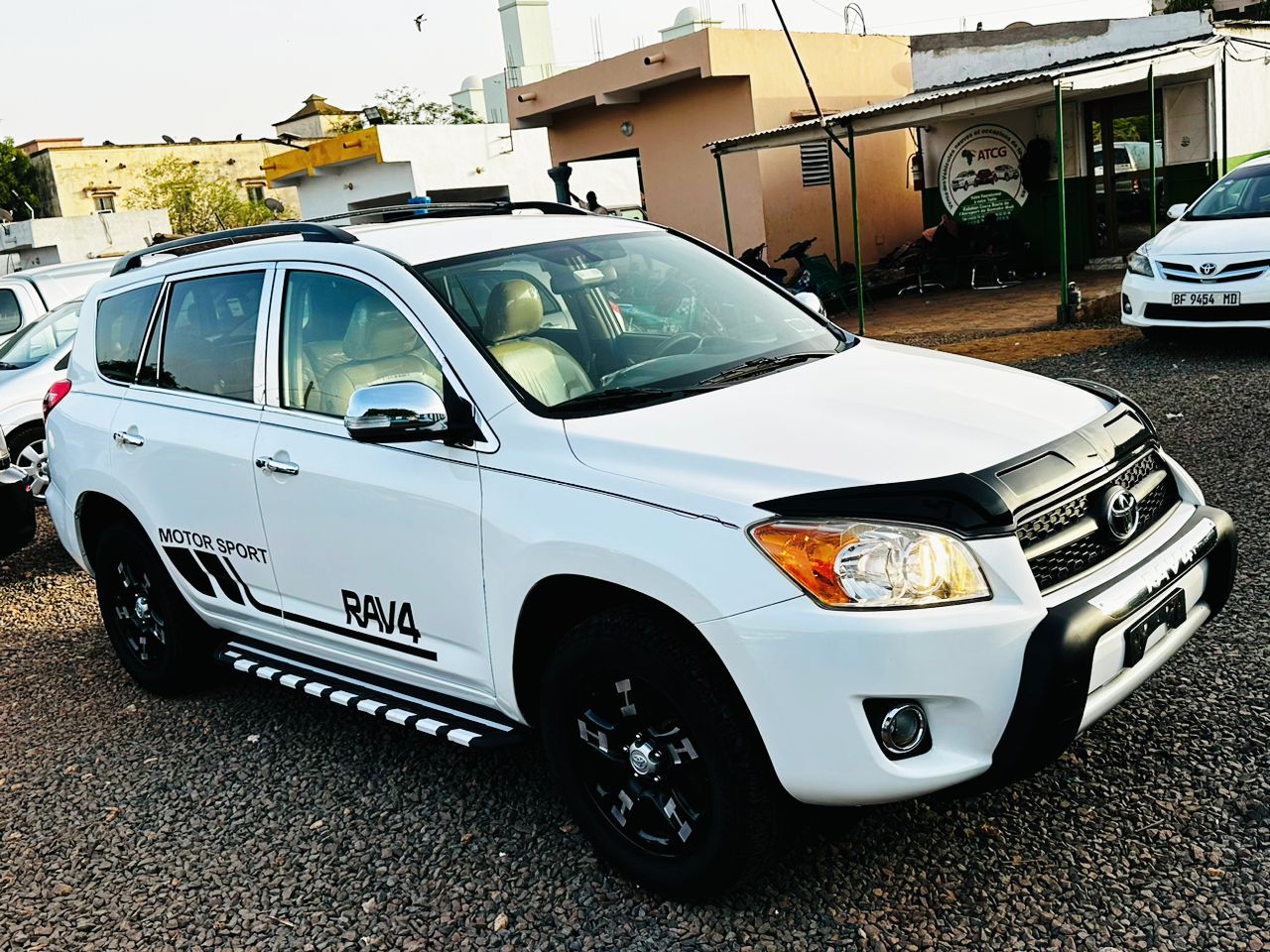 Toyota Rav4 2010 - Vue détaillée 4