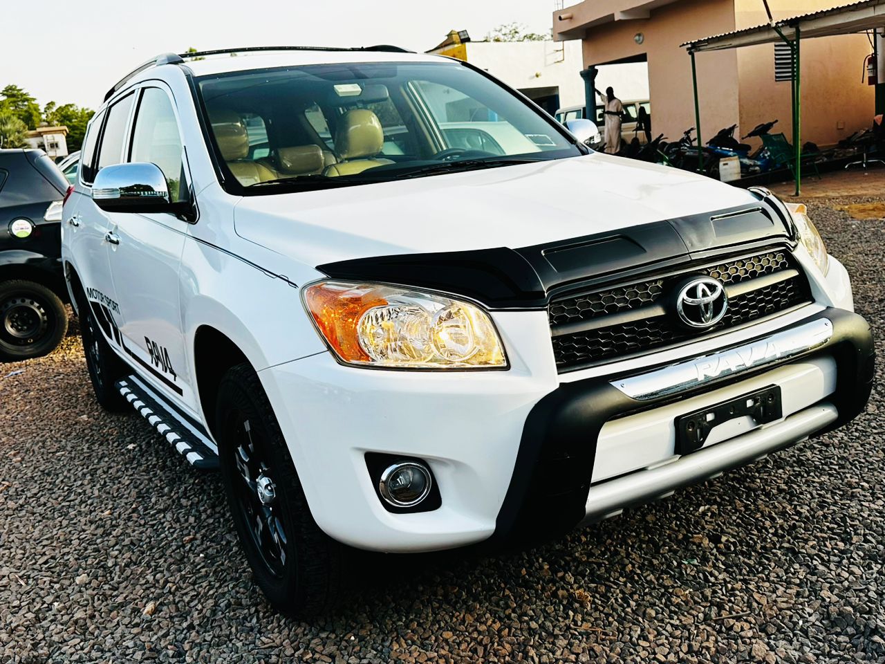 Toyota Rav4 2010 - Vue détaillée 6