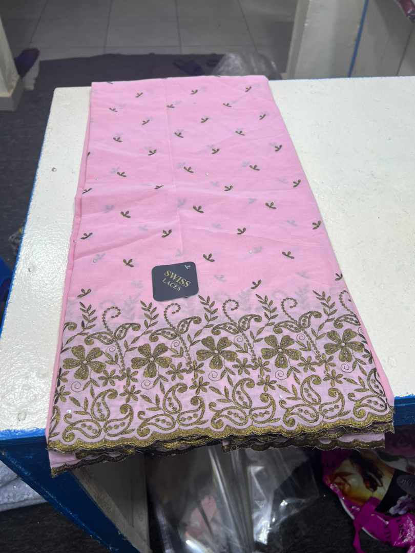 Vêtements  - Vue détaillée 1