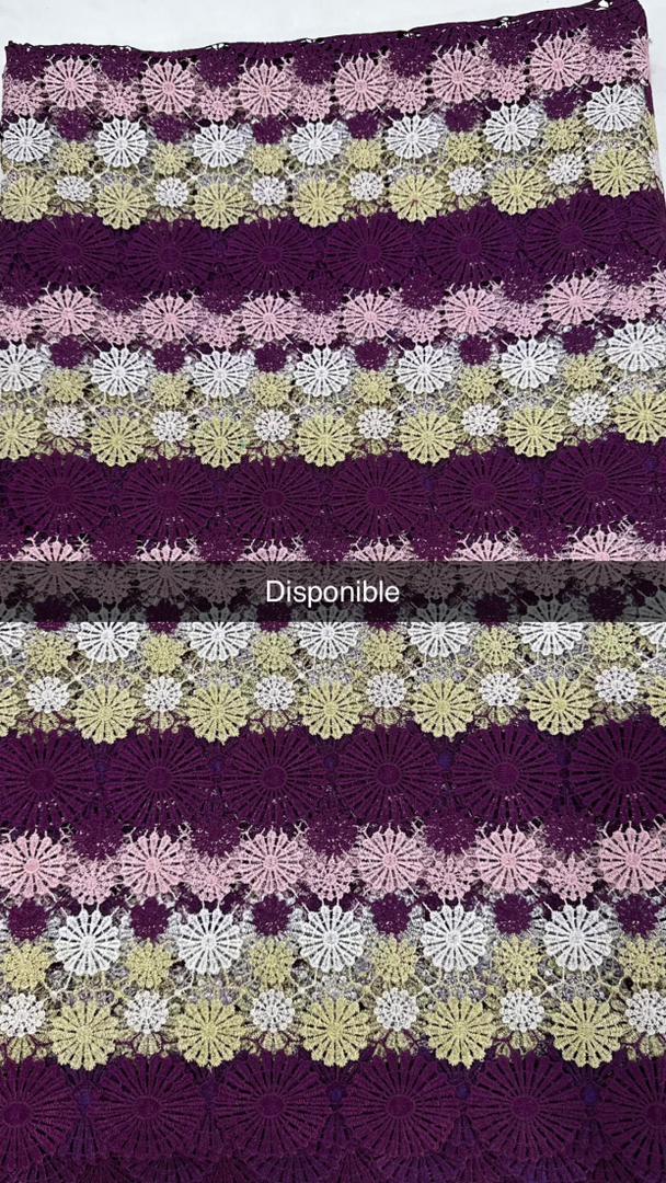 Vêtements  - Vue détaillée 4