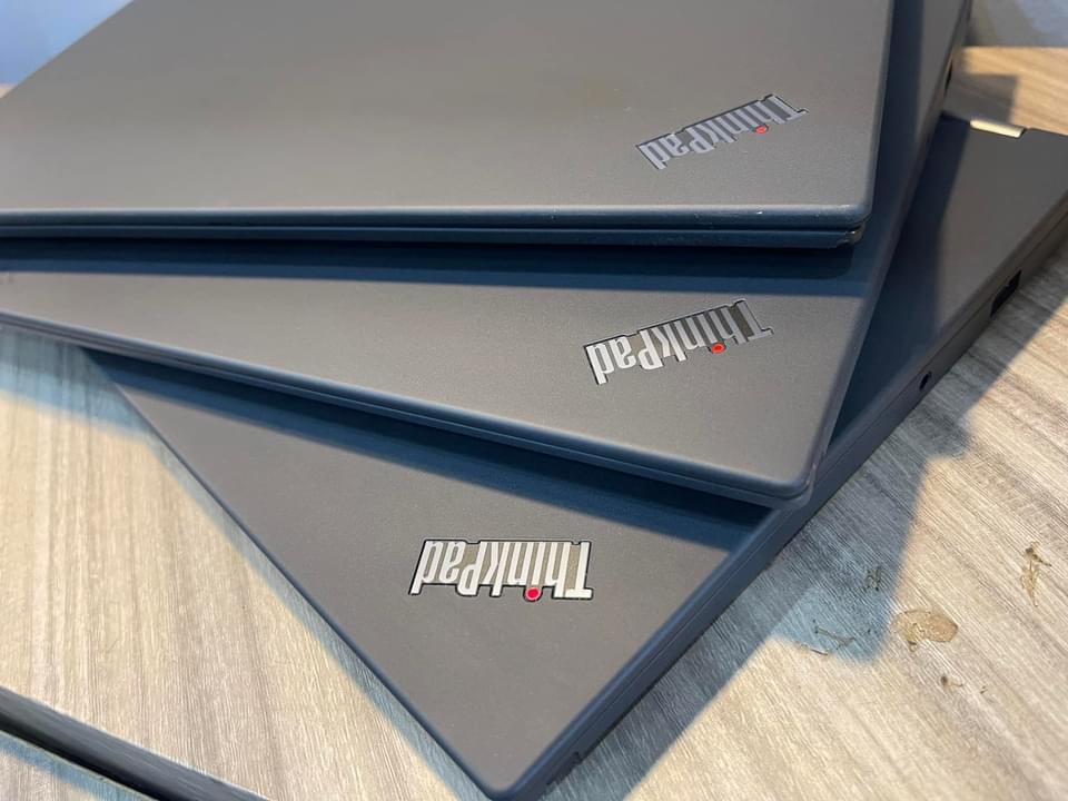 Ordinateur portable  - Vue détaillée 8