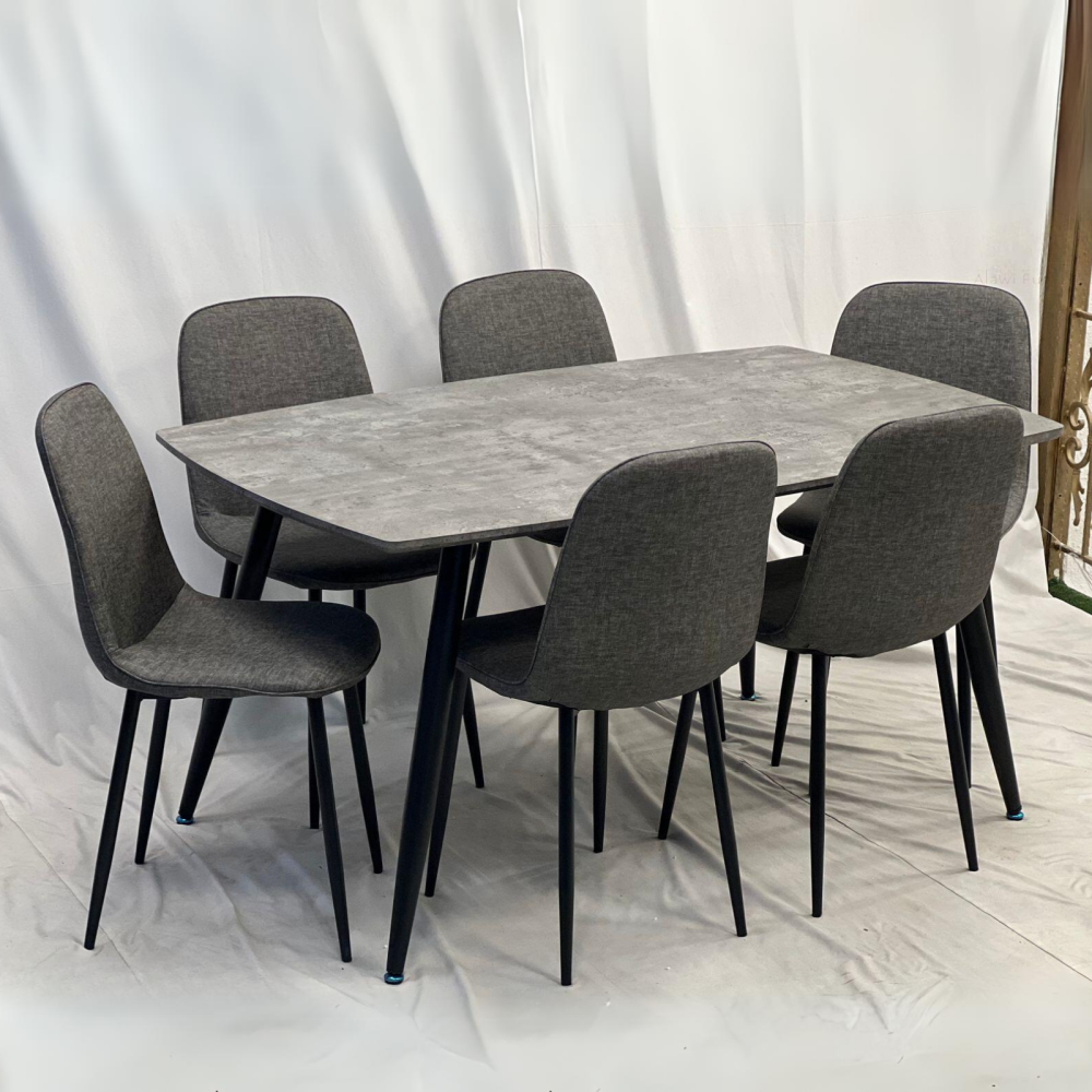 Table à manger  - Vue détaillée 1