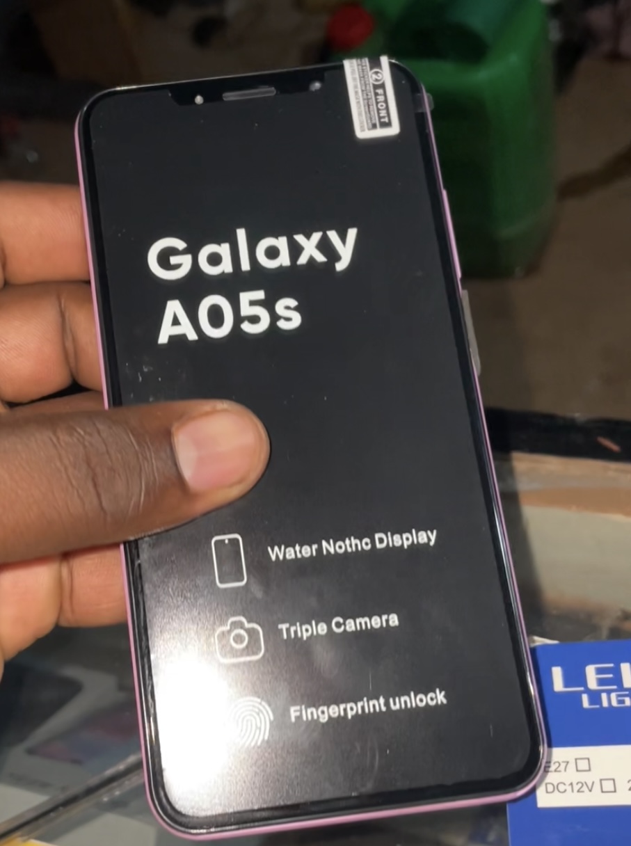 Samsung - Vue détaillée 1