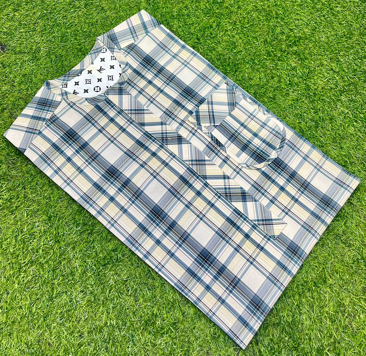 💎✨le Complet Original Nigérien - Haute Qualité et Élégance  ✨ Marque de Haute Qualité : Nos complets sont soigneusement cousus pour garantir une finition impeccable et une durabilité exceptionnelle.💫💫💎 - Vue détaillée 2