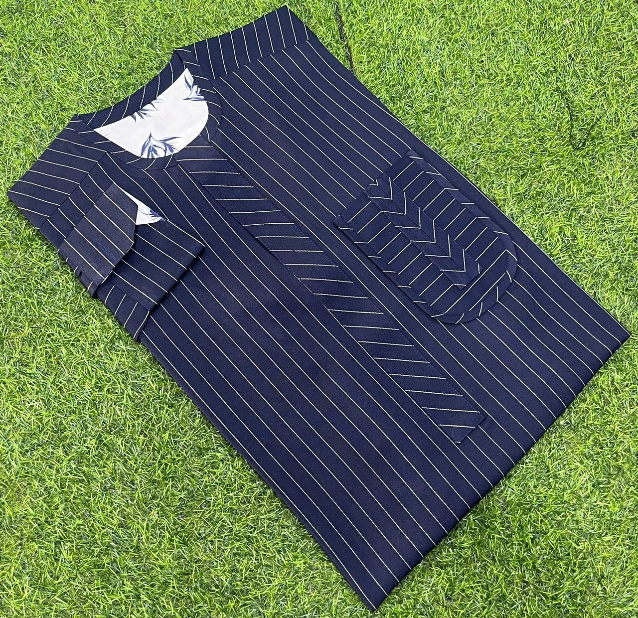 💎✨le Complet Original Nigérien - Haute Qualité et Élégance  ✨ Marque de Haute Qualité : Nos complets sont soigneusement cousus pour garantir une finition impeccable et une durabilité exceptionnelle.💫💫💎 - Vue détaillée 1