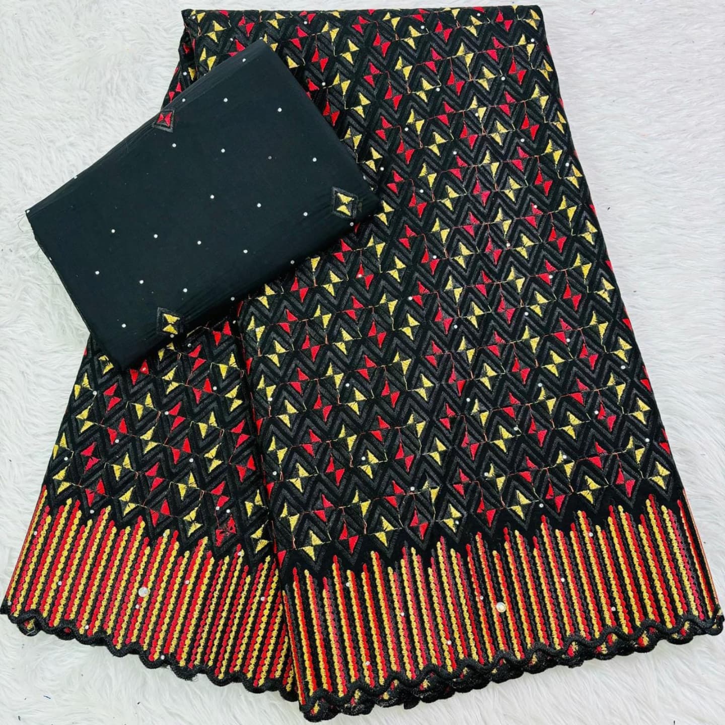 Brodé Autriche  - Vue détaillée 1