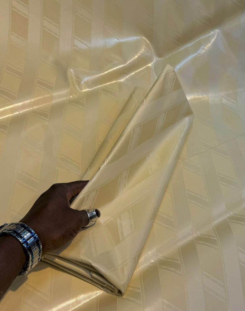 Bazin Riche Gold  - Vue détaillée 9