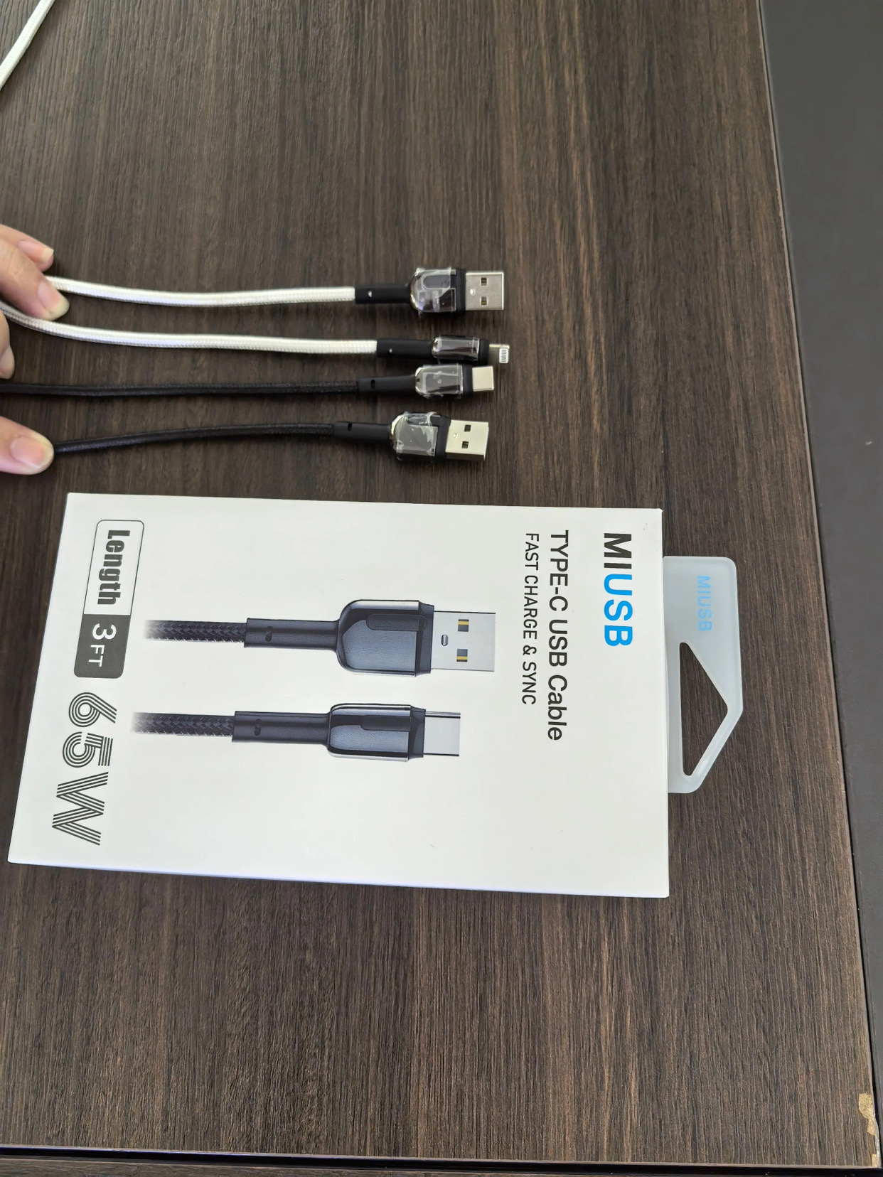 Câble 65W - Vue détaillée 4