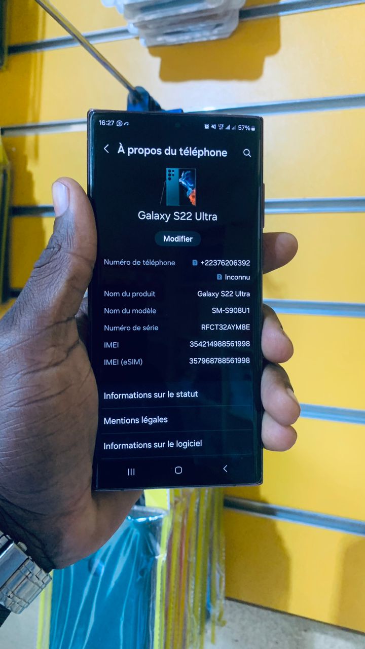Samsung  Galaxy S22 Ultra  - Vue détaillée 3