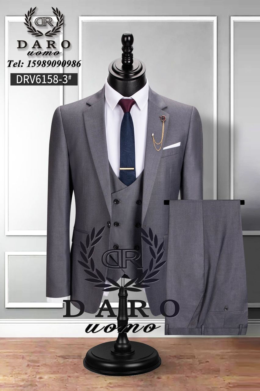 Costume homme  - Vue détaillée 2