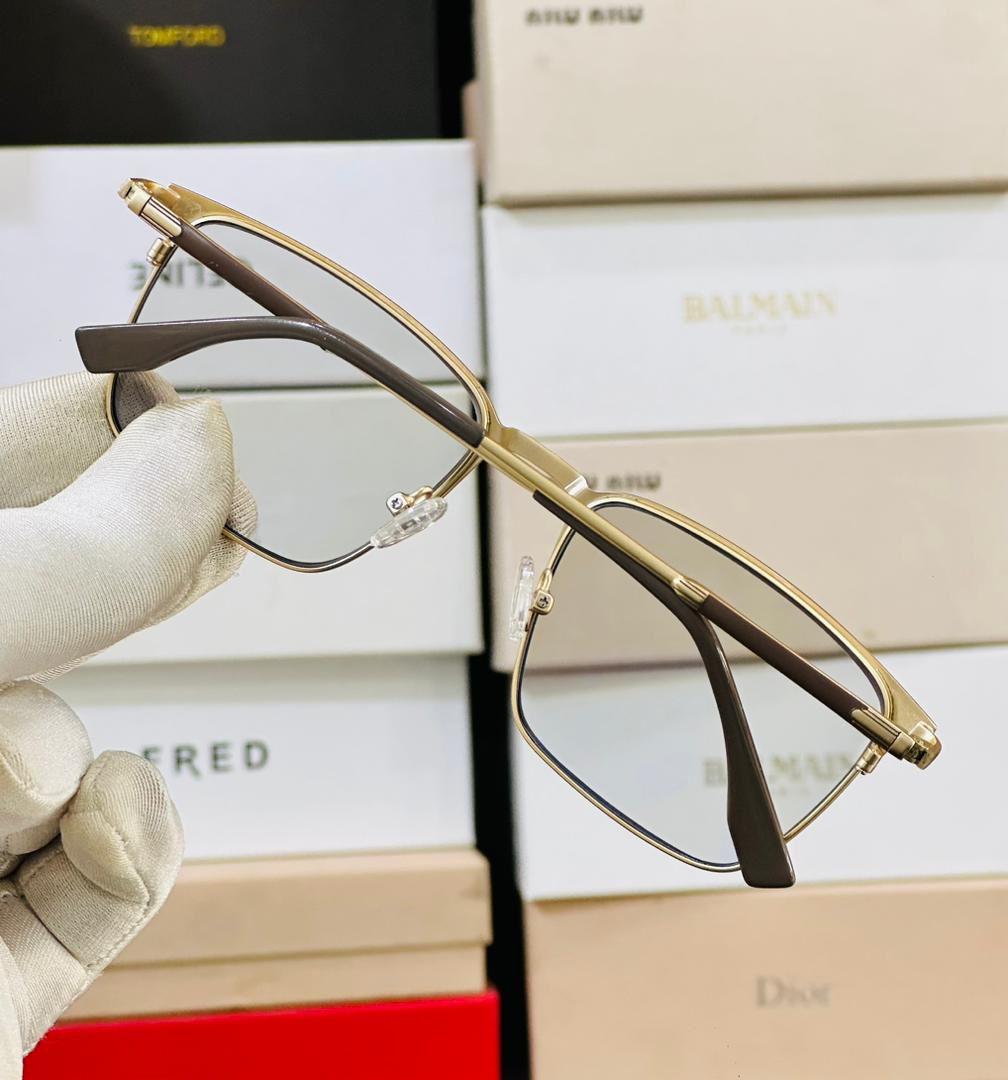 Monture  - Vue détaillée 3