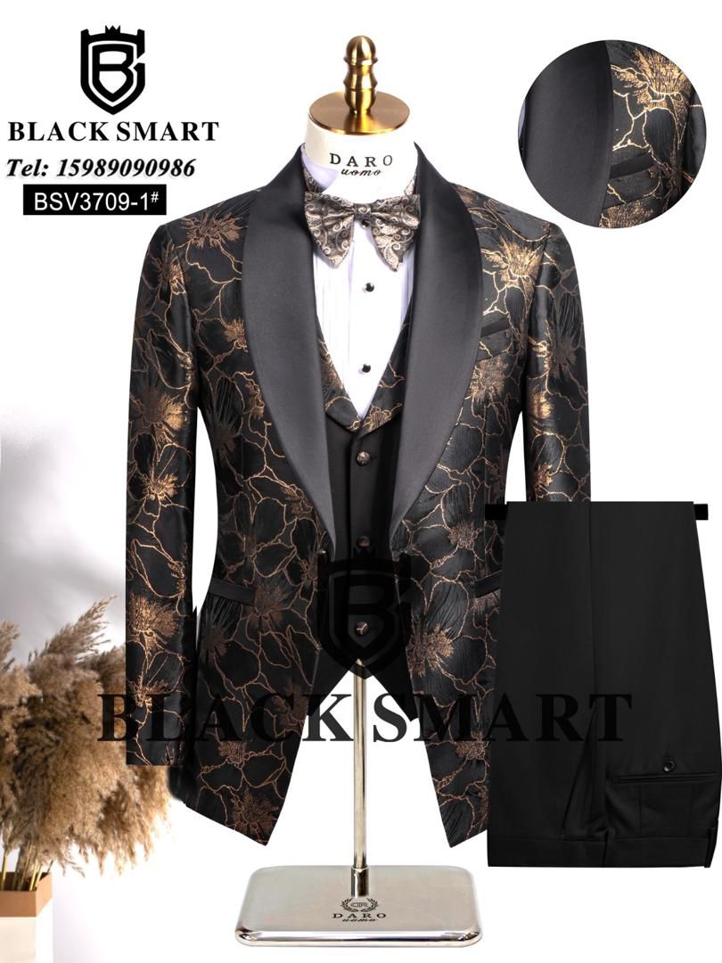 Costume  - Vue détaillée 11