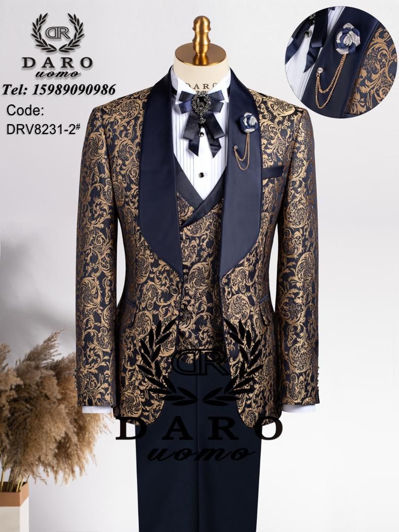 Costume  - Vue détaillée 20