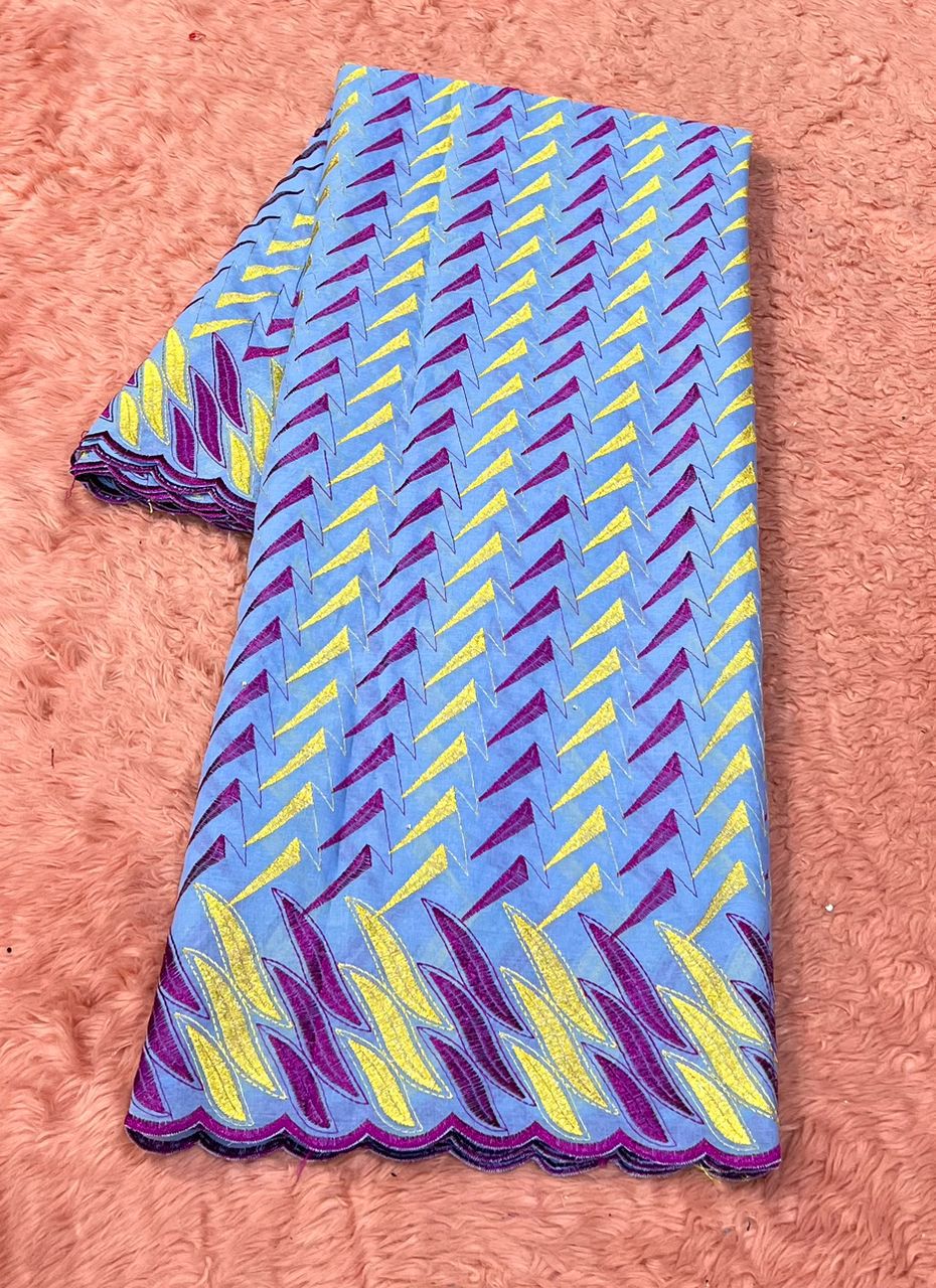 Brodé - Vue détaillée 1