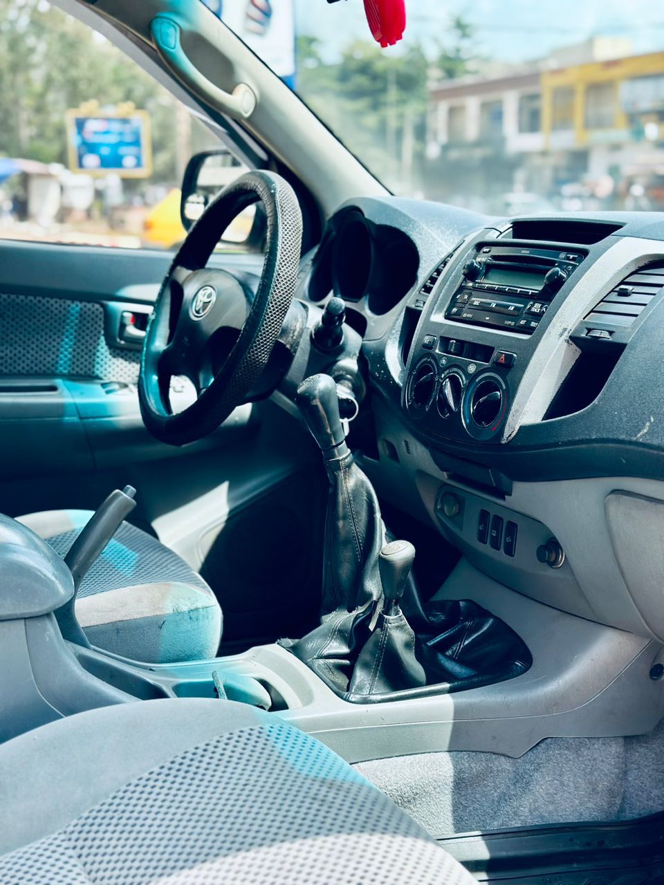 TOYOTA HILUX  - Vue détaillée 2