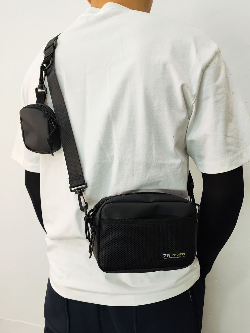 Box  hommes et sacroche  - Vue détaillée 3