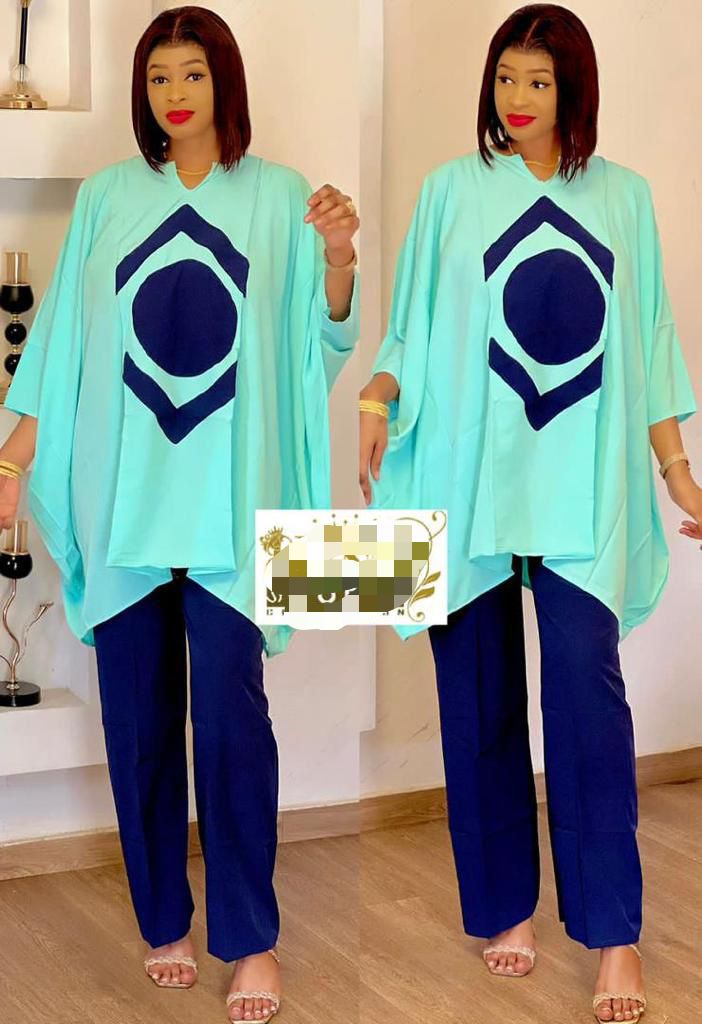 Ensemble pantalon  - Vue détaillée 2