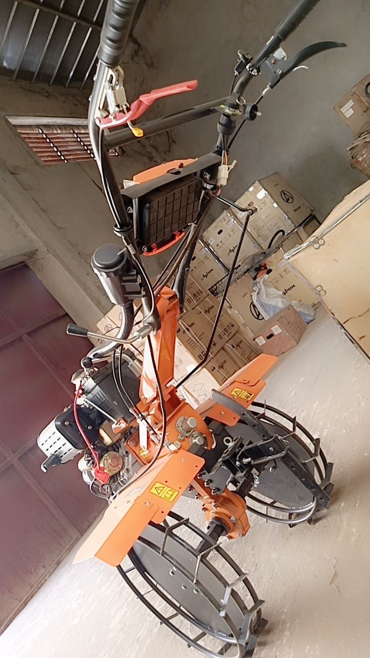 Mini-motoculteur 9HP - Vue détaillée 2