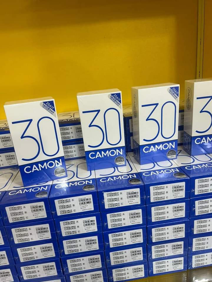 Camon 30 256Gb 16Ram - Vue détaillée 1