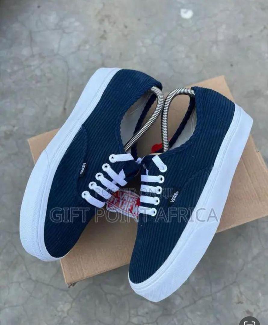 Vans - Vue détaillée 4