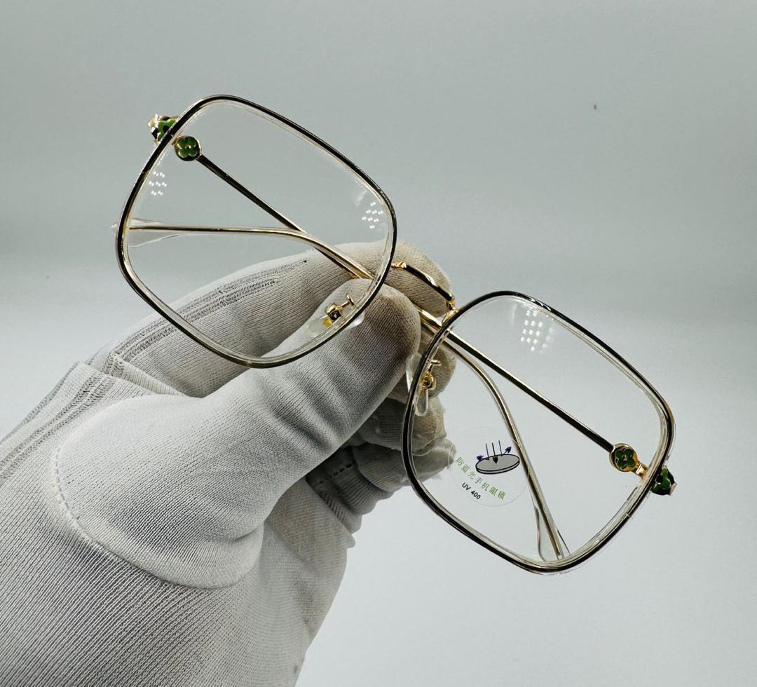 Monture  - Vue détaillée 3