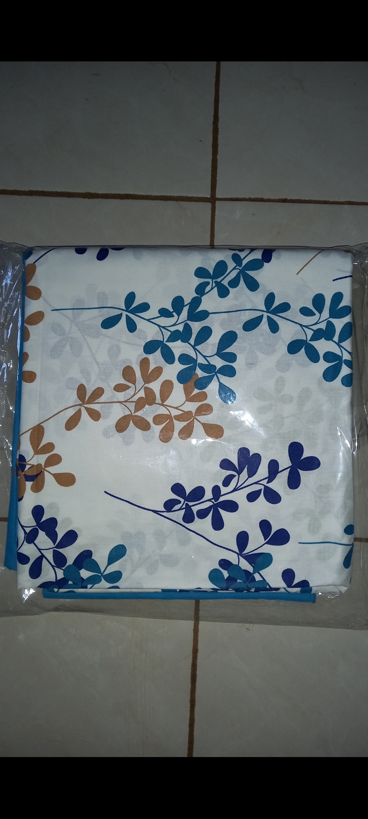 Draps de lit 3 places 💯 %coton  - Vue détaillée 1