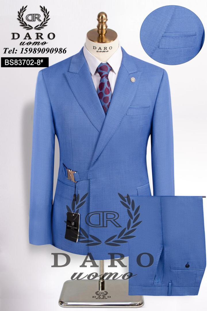 Costume - Vue détaillée 1