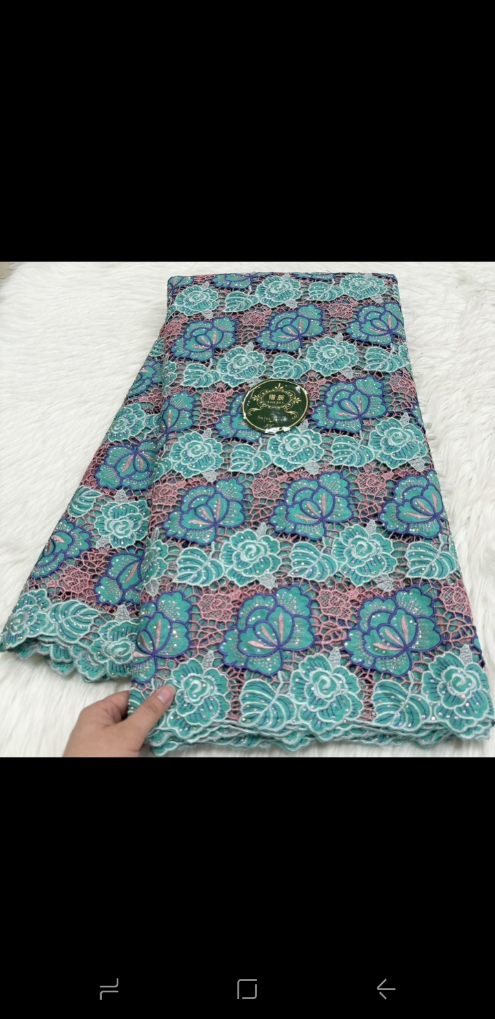 Broderie  - Vue détaillée 22