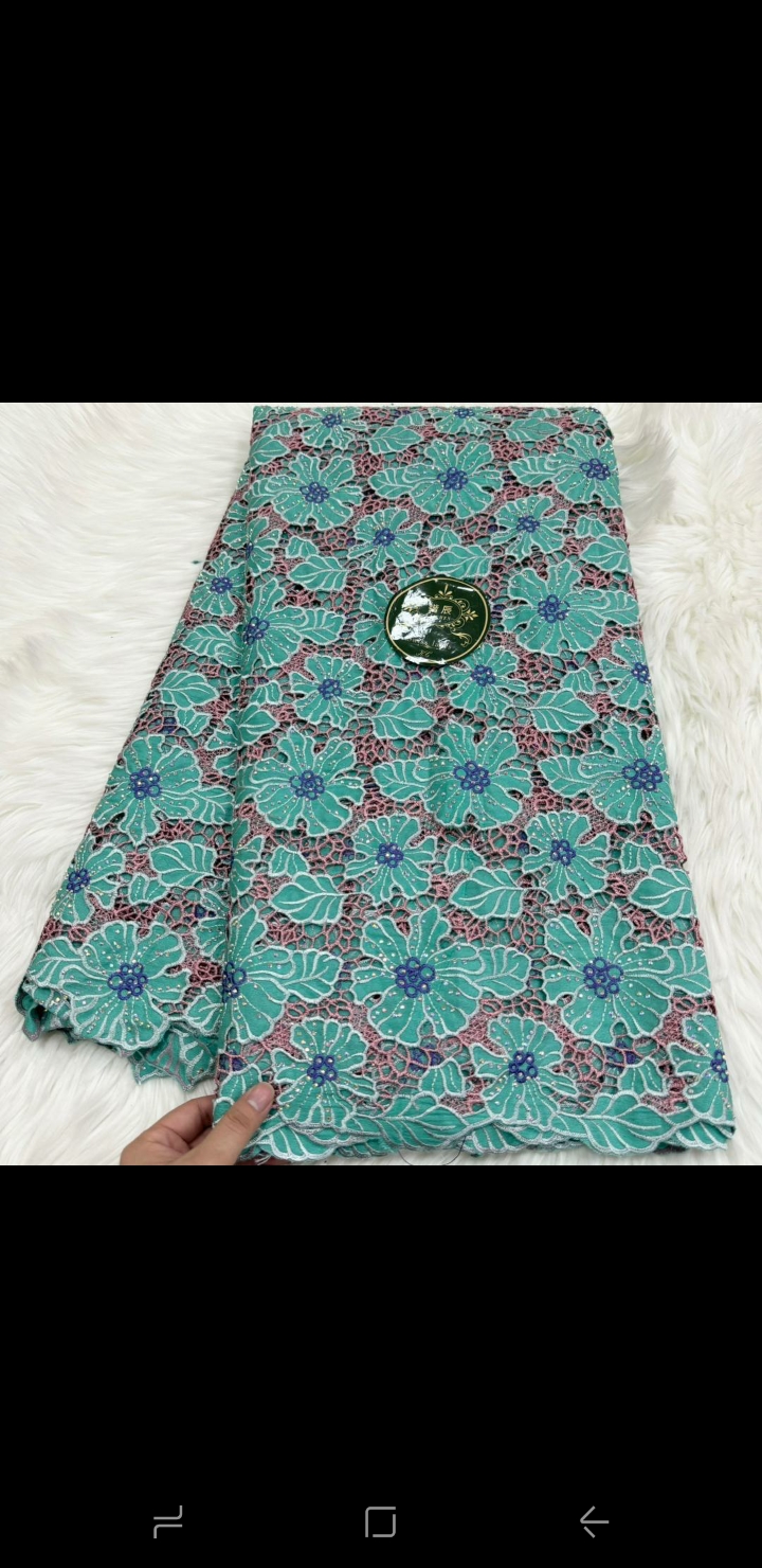 Broderie  - Vue détaillée 28